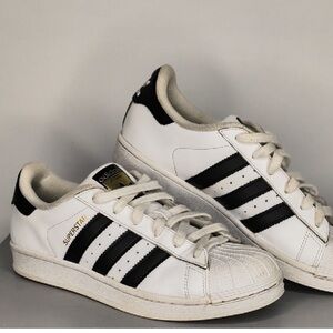 Women's Adidas Superstar White and Black Sneakers SZ 6.5